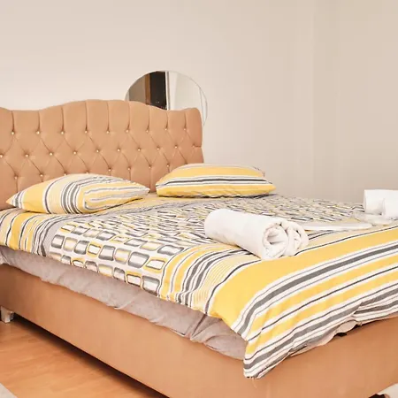 Aparthotel Sehrin Ortasinda Uygun Ve Aile Icin