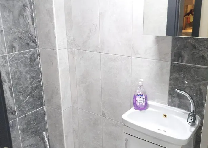 Apartahotel Sehrin Ortasinda Uygun Ve Aile Icin